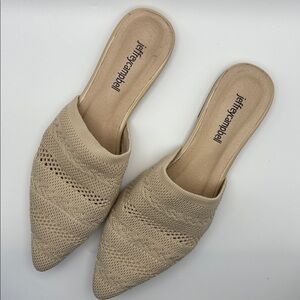 Jeffrey Campbell Tan Knit Pointed-Toe Mules Flats – Size 8.5